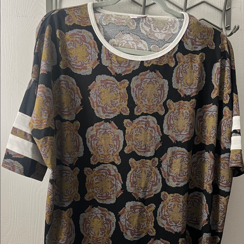 Tiger Patterned Jersey  T-Shirt